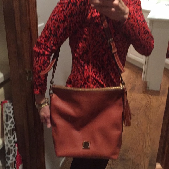 Dooney and Bourke purse - Picture 5 of 8